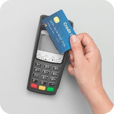 korzysci-programu-polska-bezgotowkowa-bezpieczenstwo-platnosci-i-wygoda-pracy