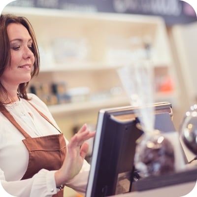 Jakie są korzyści systemu BLIK dla przedsiębiorców?