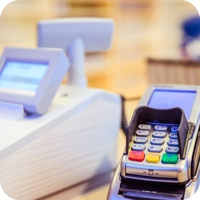 Jak wygląda kasa fiskalna? Krótki opis urządzenia